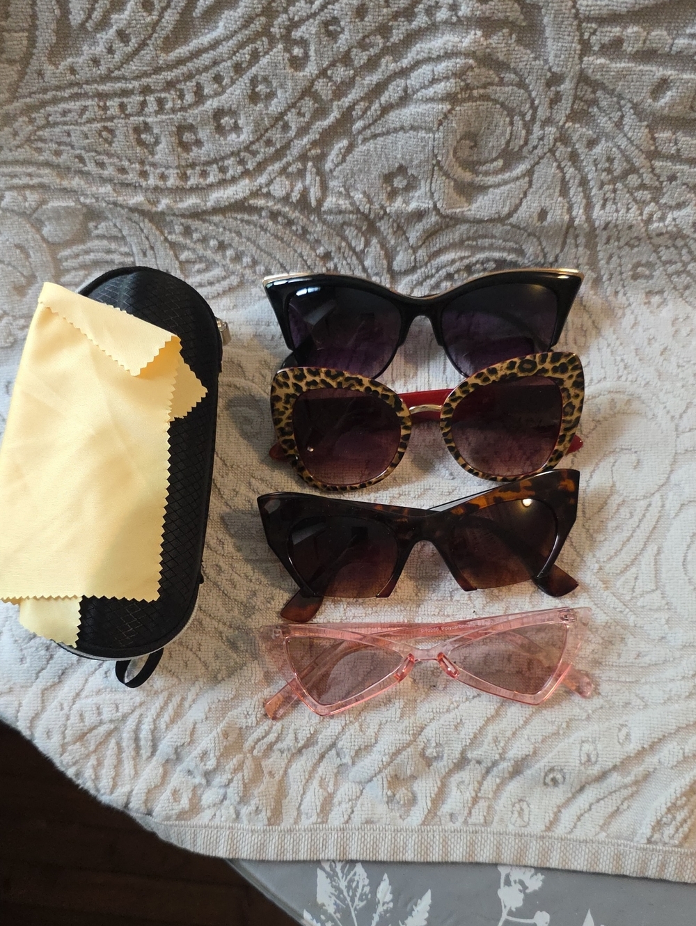 Women's Leopard & Tortoiseshell Cat Eye Sunglasses - Multi-Color Pack
